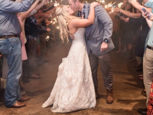 vineyard-mountain-destination-wedding-1347